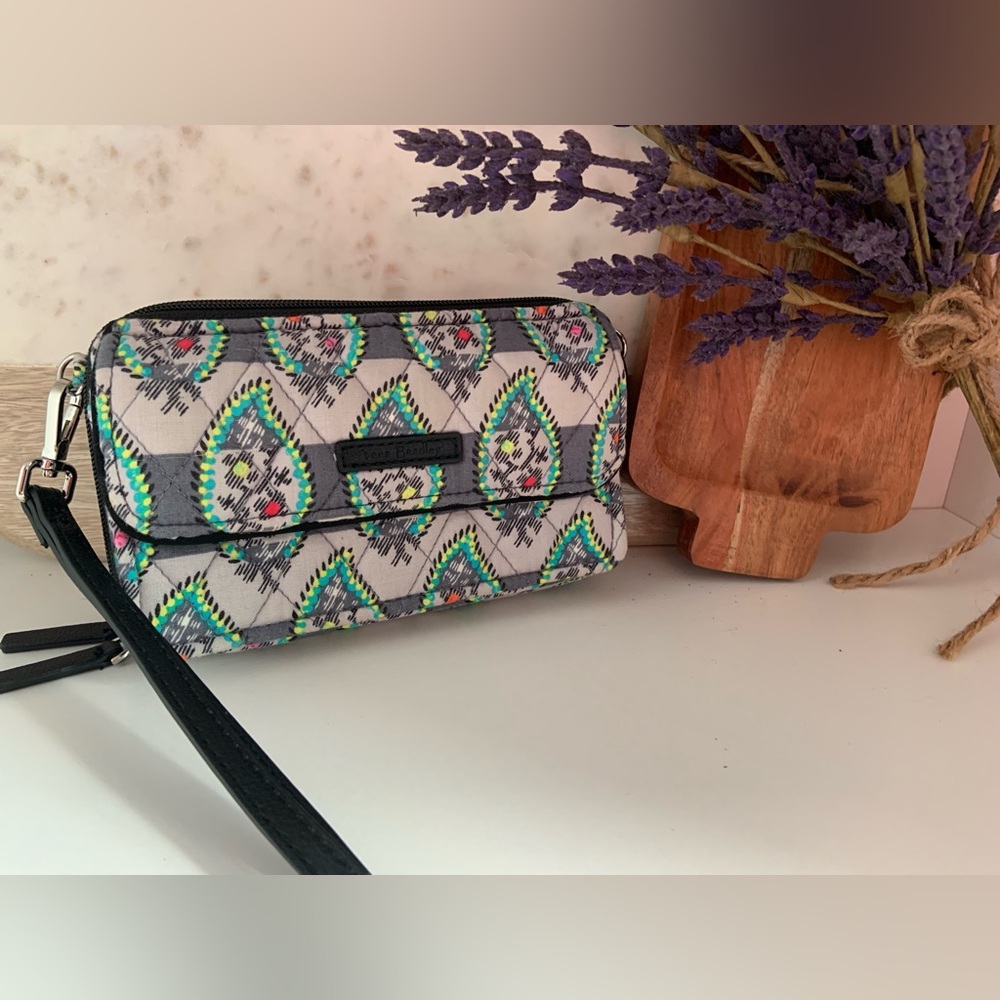 Like new three in one Vera Bradley Crossbody